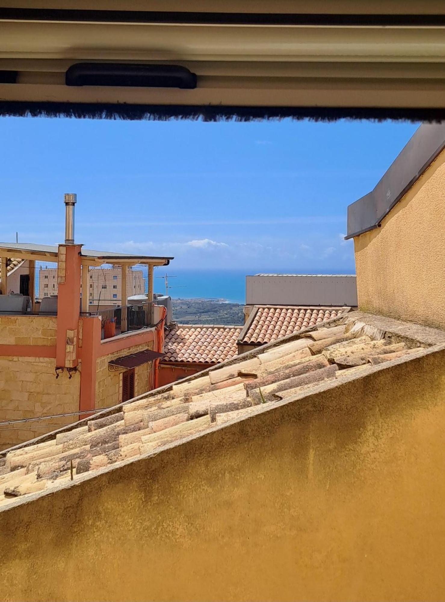 Casuzza Al Duomo Con Vista Valle Dei Templi! Agrigento Oda fotoğraf